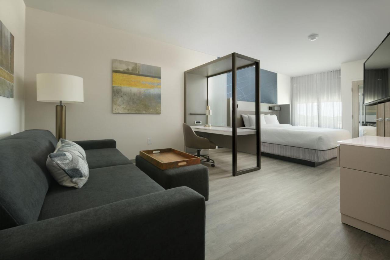 Springhill Suites By Marriott Lindale Tyler Exterior photo